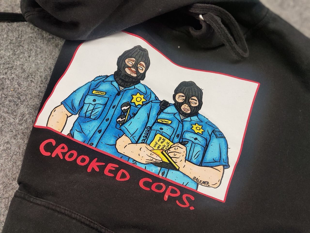 Japanese Brand Blue Tomato Salem Crooked Cops Logo Black Hoodie Size US S / EU 44-46 / 1 - 16 Thumbnail