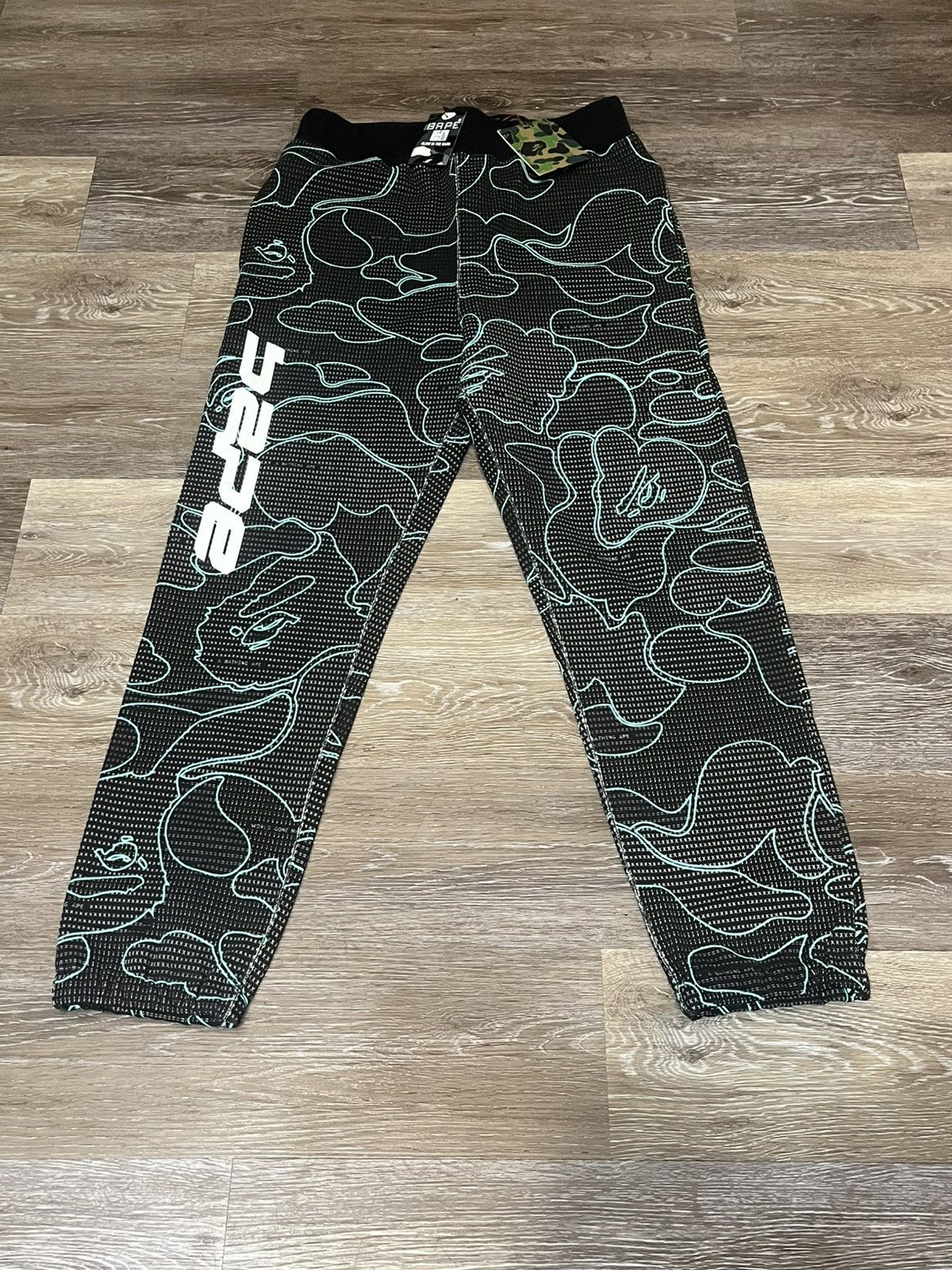 Bape Glow in the Dark Circuit Bape Joggers Size Small Size US 28 / EU 44 - 1 Thumbnail