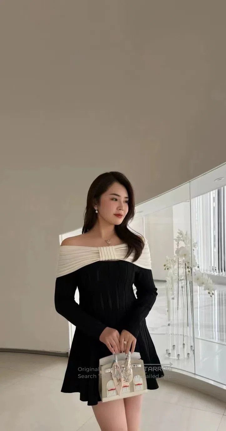 Balmain black and white off. Size US S / EU 44-46 / 1 - 7 Thumbnail