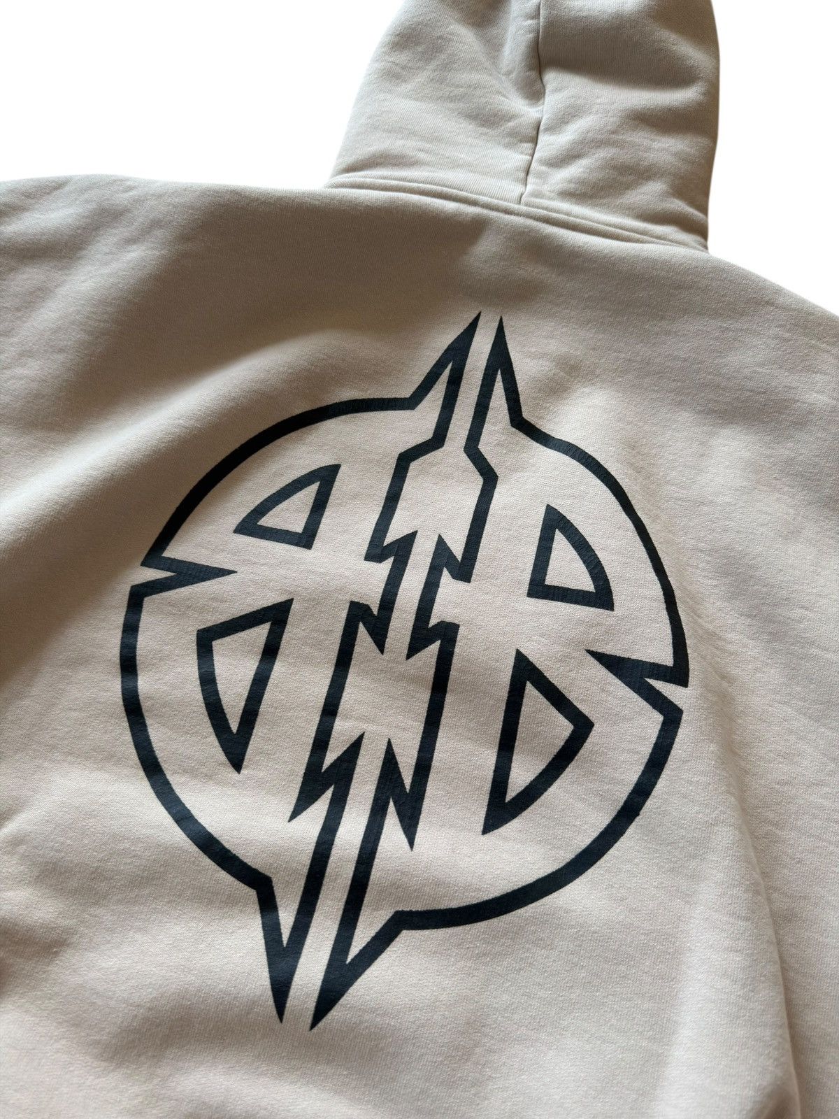 Balenciaga *RARE* BALENCIAGA METAL SUPER THICK HOODIE BEIGE RARE SIZE 4 Size US XL / EU 56 / 4 - 16 Thumbnail