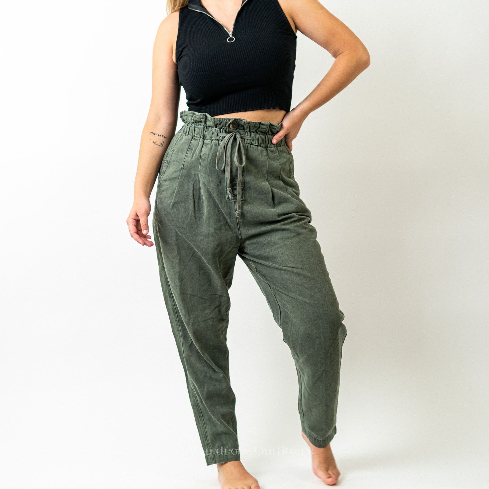 Free People Free People Sugar Kelp Green High Rise Paper Bag Pants Size 28" / US 6 / IT 42 - 1 Thumbnail