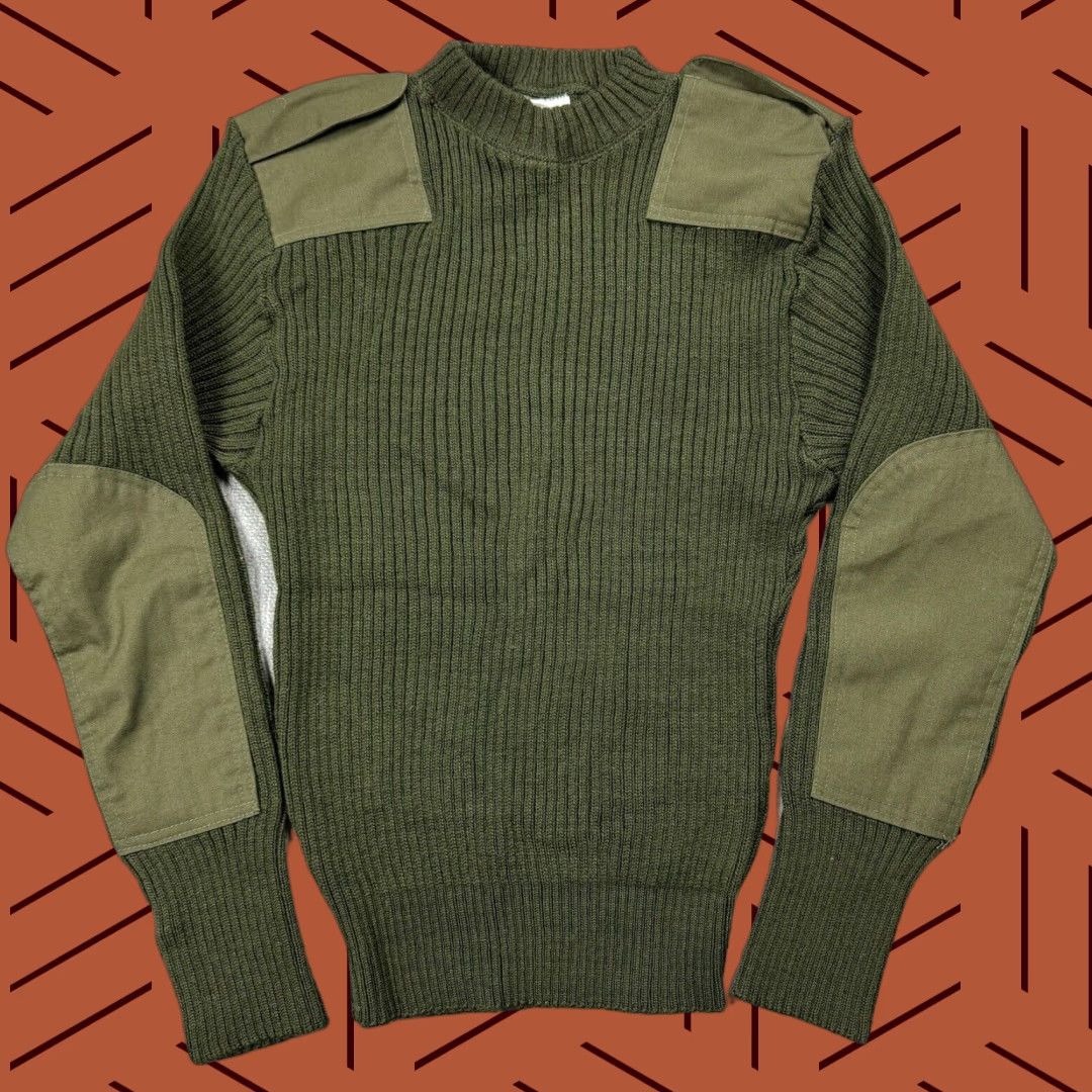 Olive VINTAGE DSCP US Military Crewneck Sweater Olive Green 38 Mens Wool Cable-Knit Epaulettes Patches Army Outdoor N/A Size US M / EU 48-50 / 2 - 1 Thumbnail