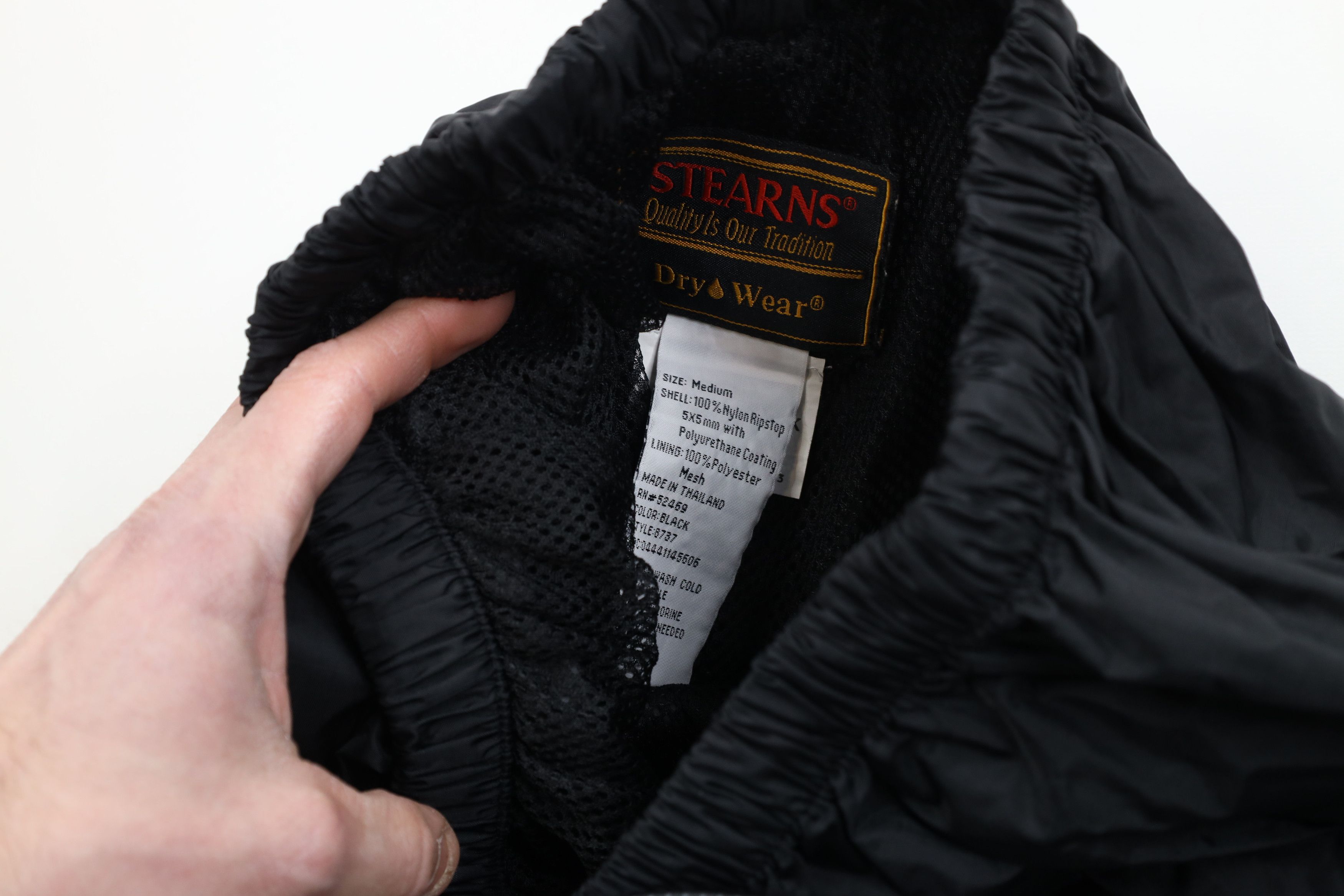 Vintage Vintage 90s Streetwear Wide Leg Waterproof Rain Cargo Pants Size US 34 / EU 50 - 8 Thumbnail