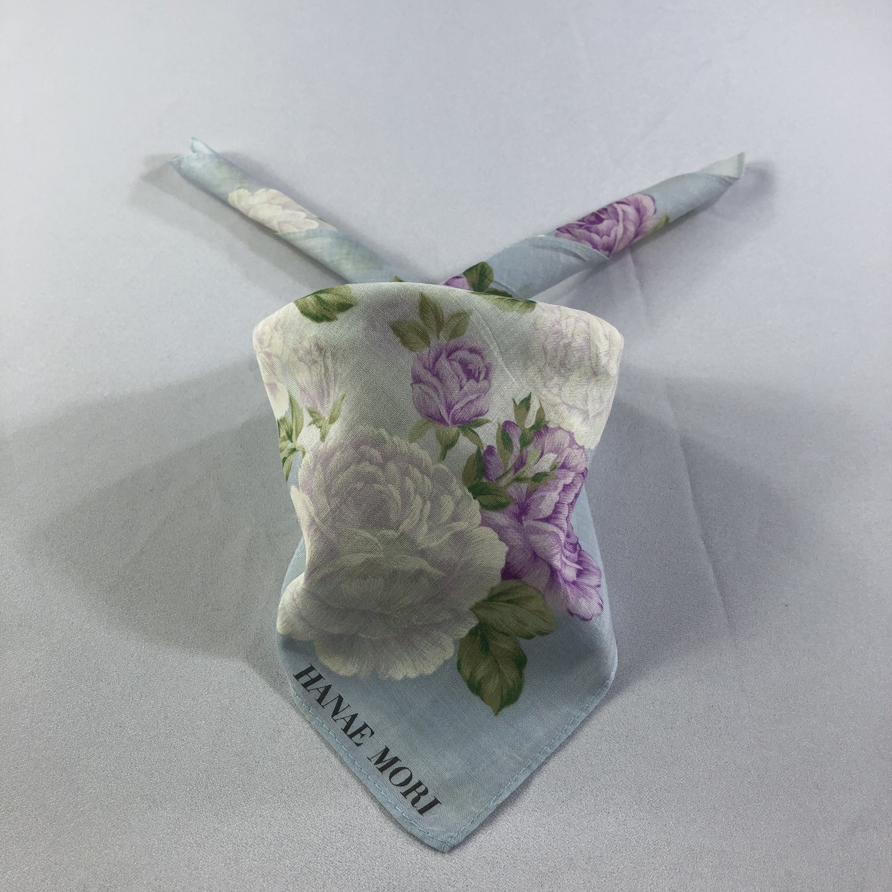 Hanae Mori × Vintage Hanae Mori Floral Handkerchief Neckerchief Bandana H1769 Size ONE SIZE - 1 Thumbnail