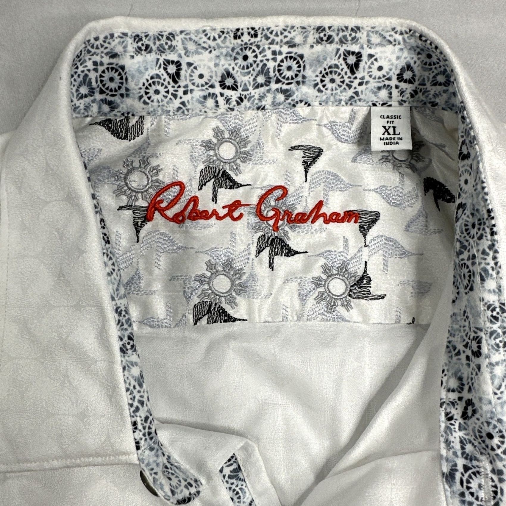 Robert Graham Robert Graham Button-Up Shirt XL White Classic Fit Mens Knowledge Wisdom Truth Size US XL / EU 56 / 4 - 5 Thumbnail