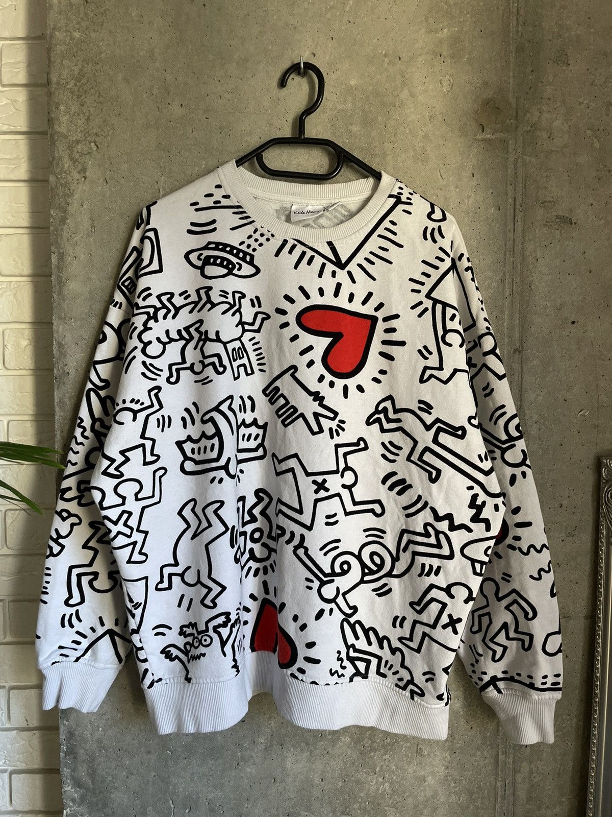 Keith Haring RARE Japanese KEITH HARING Boxy All-Over Full Print Crewneck Size US M / EU 48-50 / 2 - 4 Thumbnail