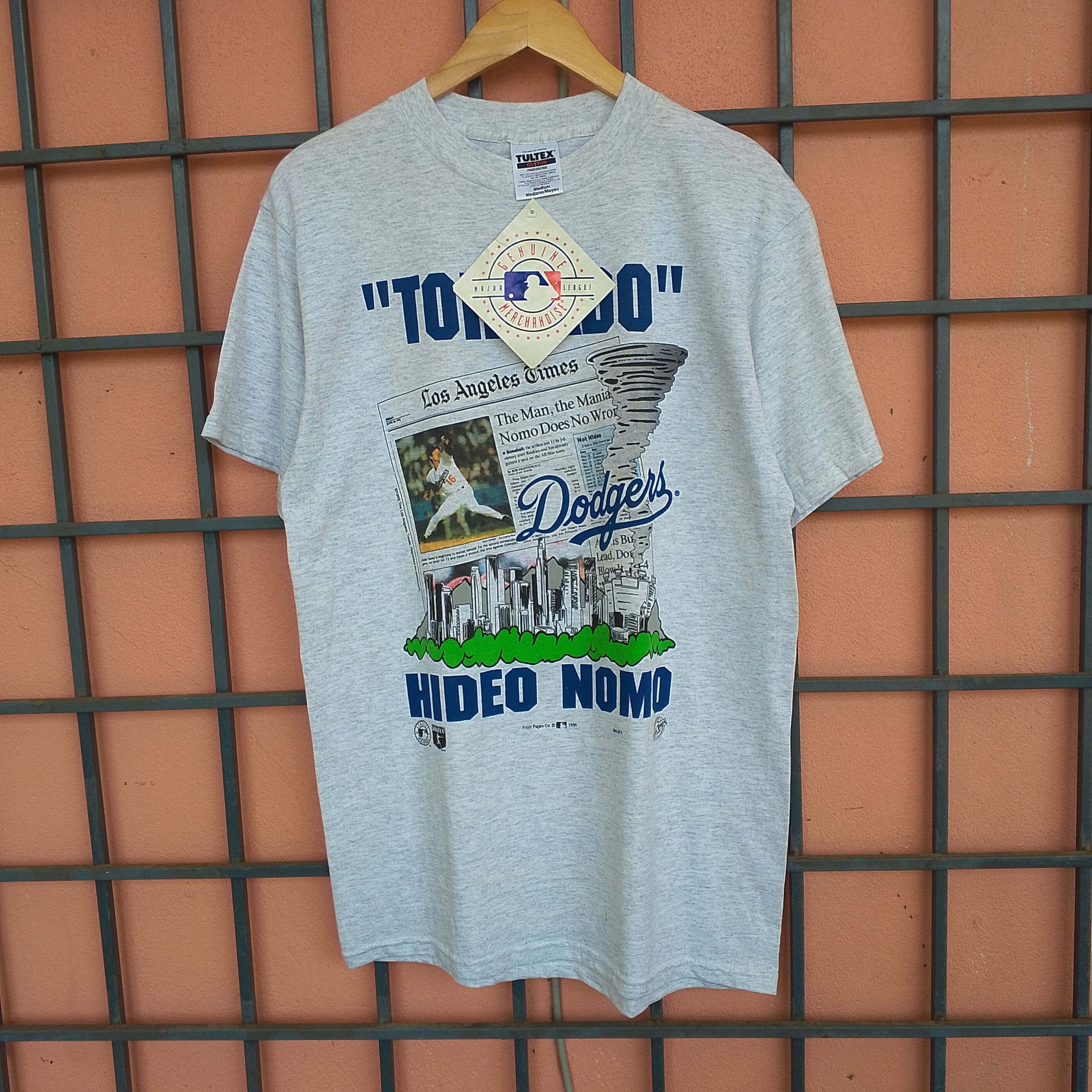 MLB Vintage Deadstock 1995 Hideo Nomo Dodgers Tee Size US M / EU 48-50 / 2 - 1 Thumbnail