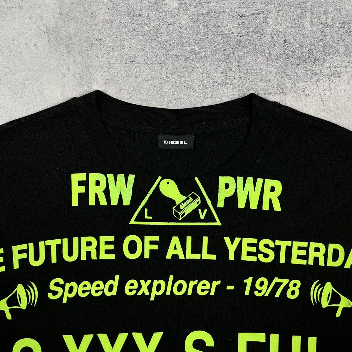 Diesel Designer Diesel T-Ball-X2 oversize neon big logo T Shirt Size US XS / EU 42 / 0 - 9 Thumbnail