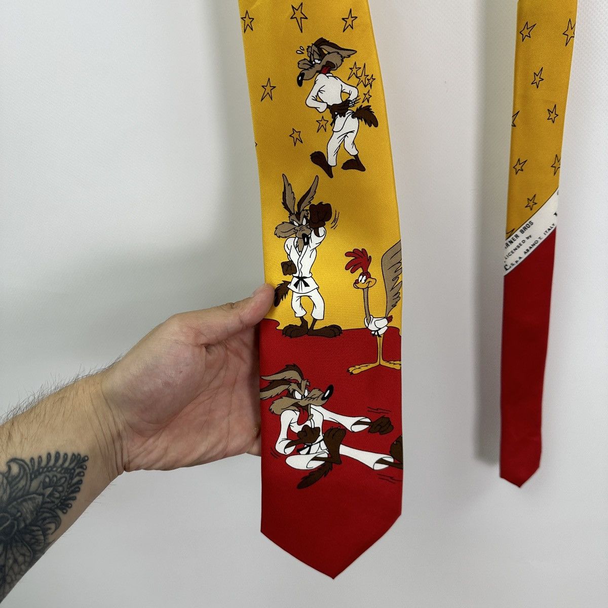 Vintage Vintage 90s Looney Tunes Warner Bros Karate Coyote tie y2k Size ONE SIZE - 4 Thumbnail