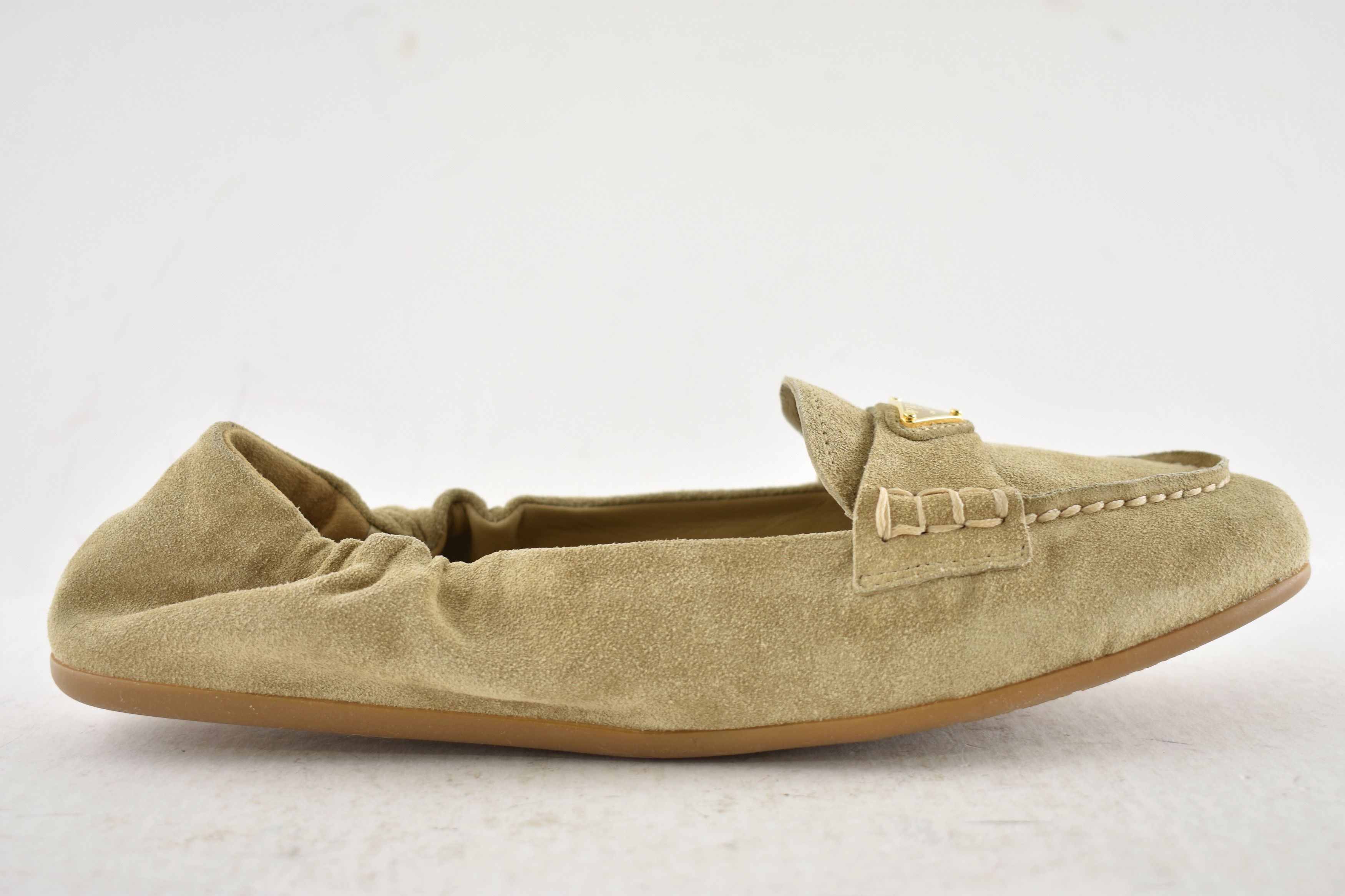 Prada Prada Ecru Beige Suede Logo Scrunch Loafer Moccasin Flat 38 Size US 8 / IT 38 - 2 Thumbnail