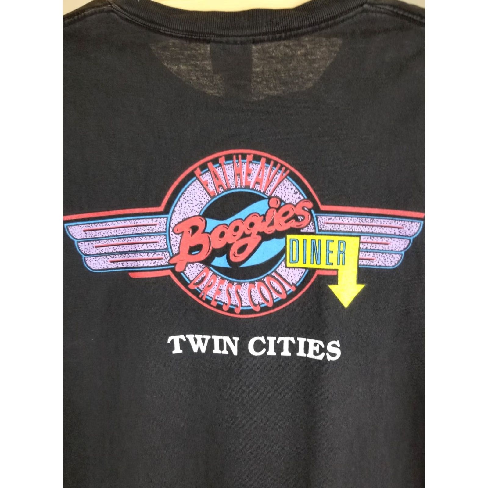 Vintage VINTAGE 90' BOOGIES DINER BLACK T-SHIRT XL SINGLE STITCH COOL HEAVY DRESS EAT MEN Size US XL / EU 56 / 4 - 2 Thumbnail