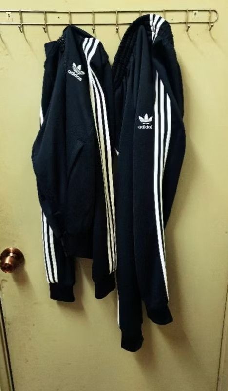 Adidas Tracktop Set ADIDAS SST (Originals) Size US S / EU 44-46 / 1 - 4 Thumbnail