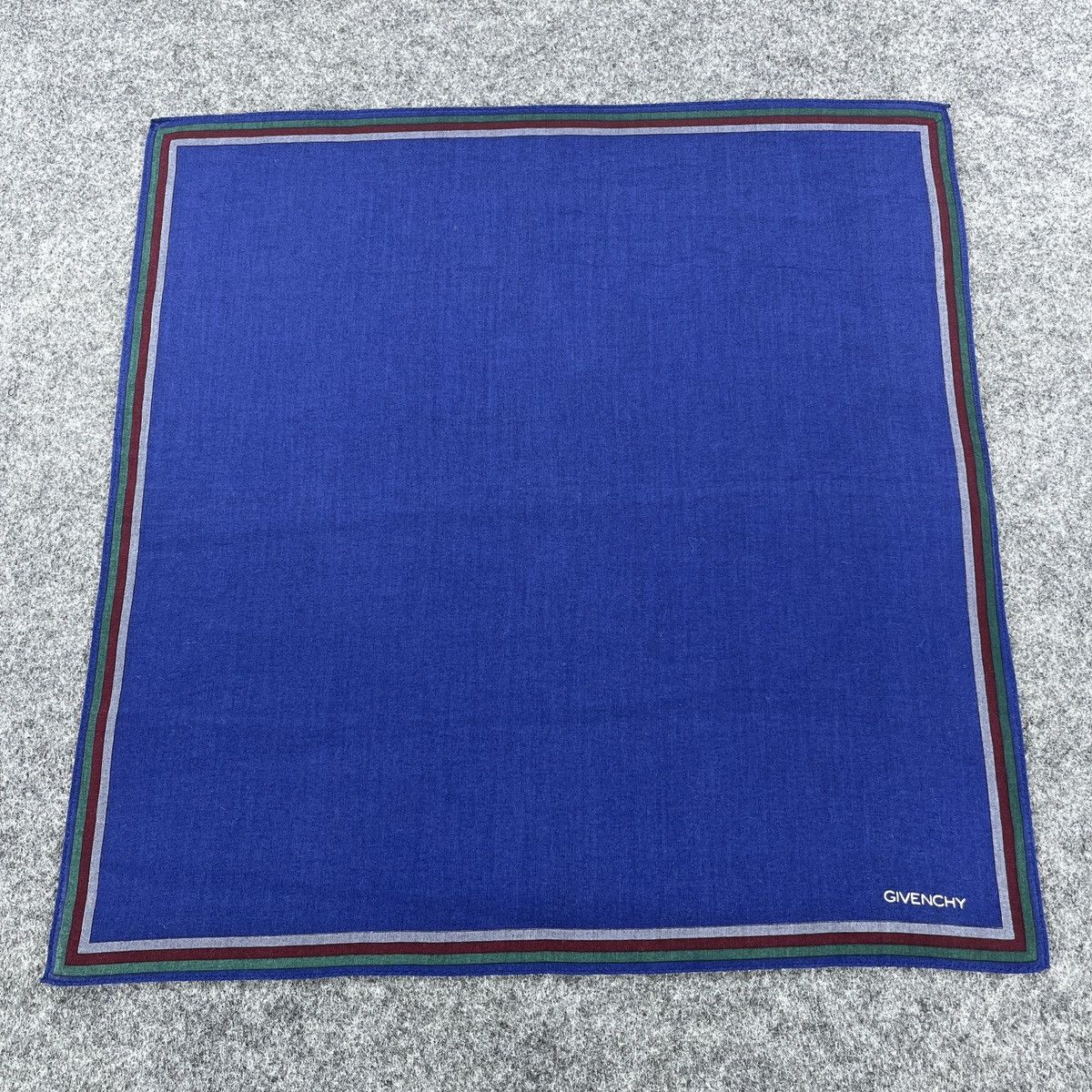 Vintage Givenchy Handkerchief / Bandana / Neckerchief B474 Size ONE SIZE - 1 Thumbnail