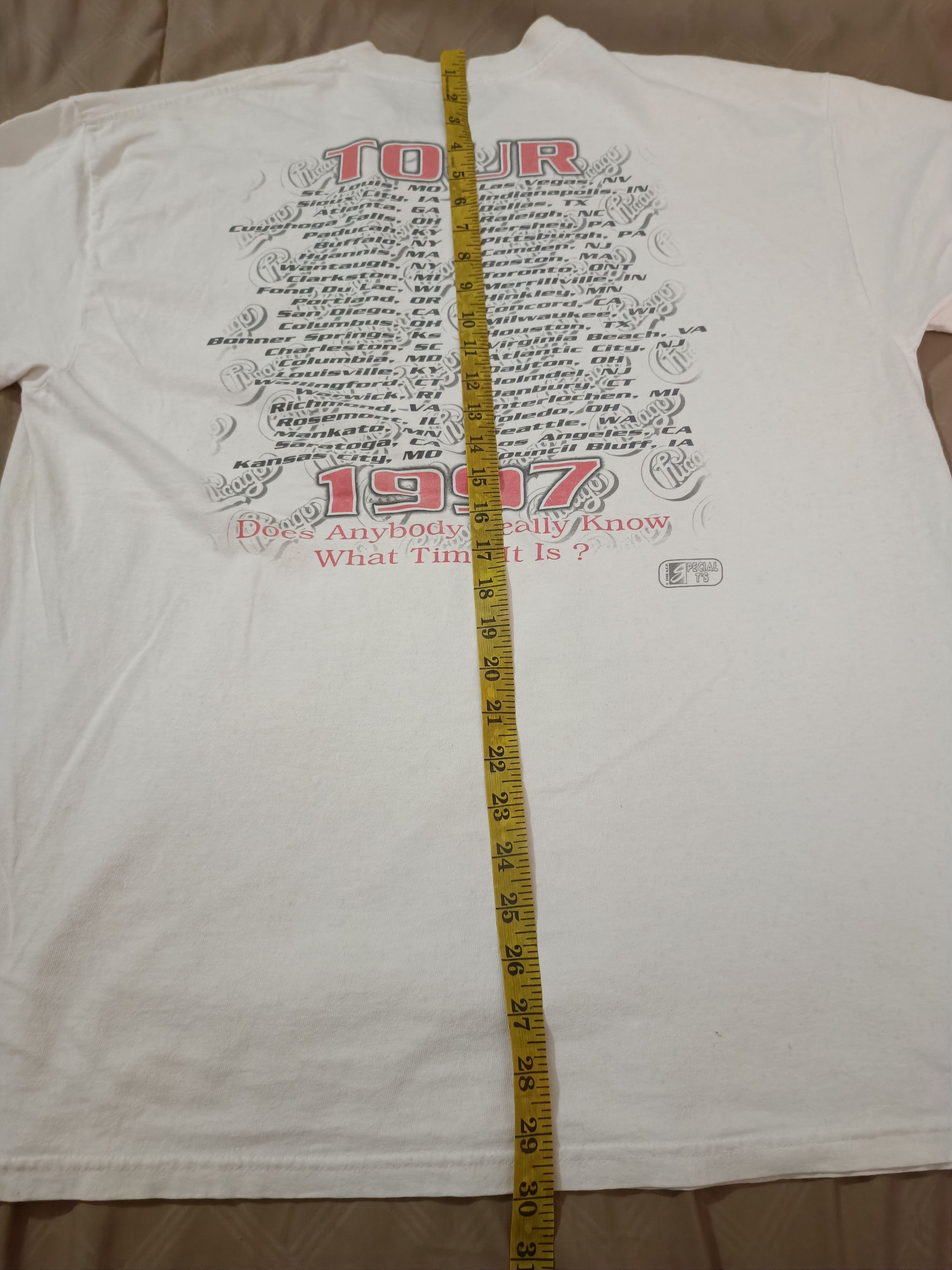 Band Tees × Vintage Vintage CHICAGO Band Logo The Heart of Chicago 1967-1997 Size US XL / EU 56 / 4 - 7 Thumbnail