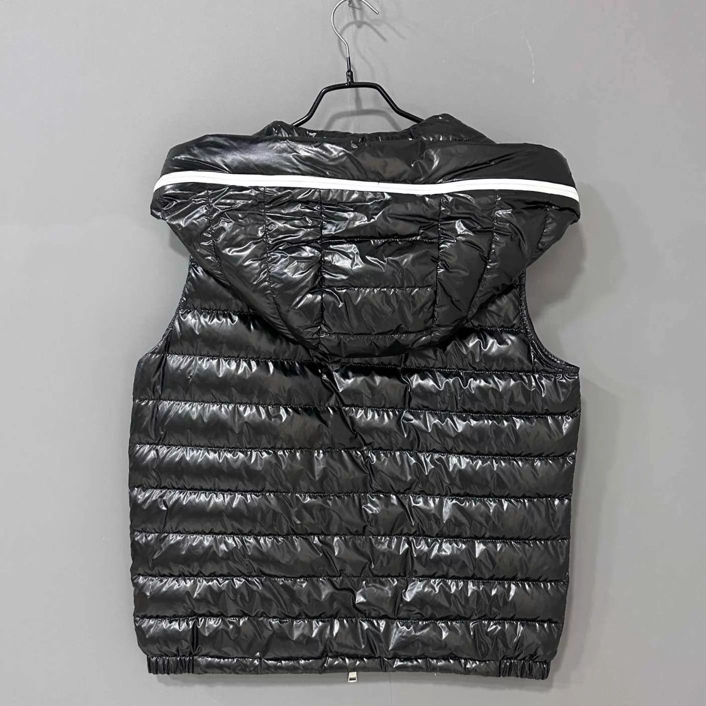 Moncler Moncler AKAISHI Down Vest Men's Size 2 99 New Size US M / EU 48-50 / 2 - 3 Thumbnail
