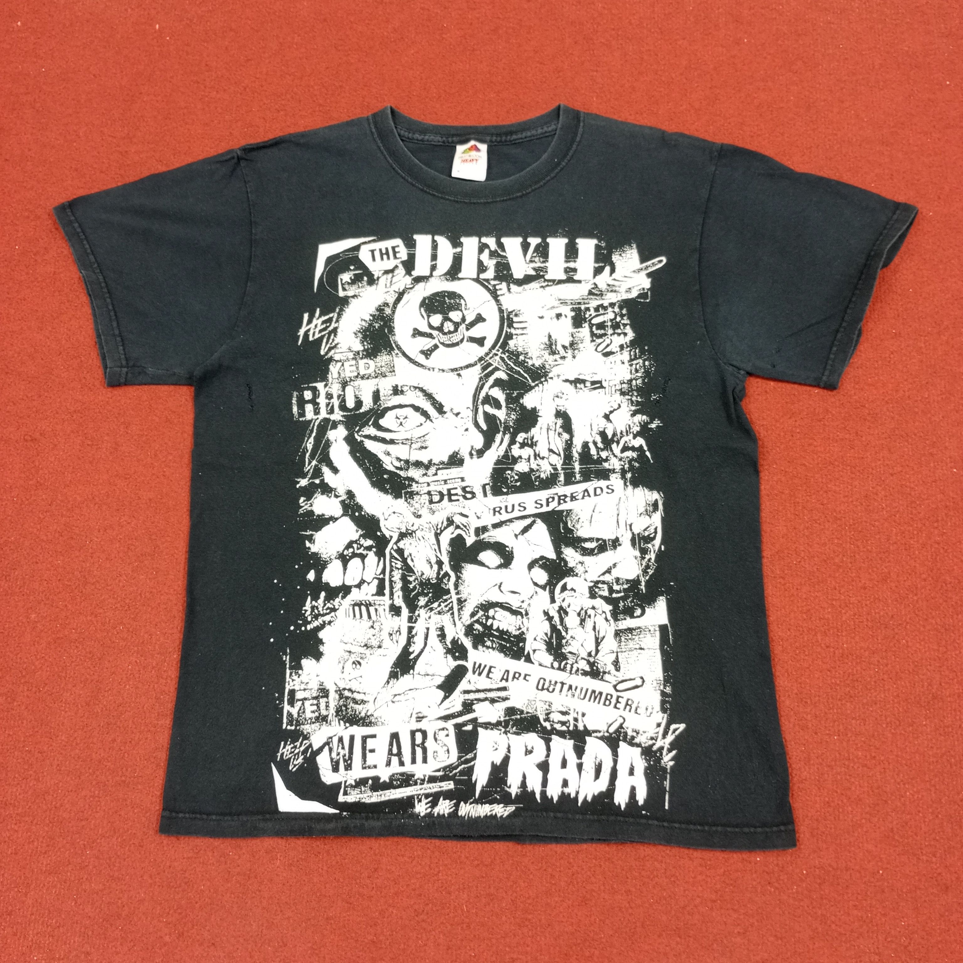 Band Tees × Vintage The Devil Wears Prada Rock Band Music Tshirt Size US M / EU 48-50 / 2 - 1 Thumbnail