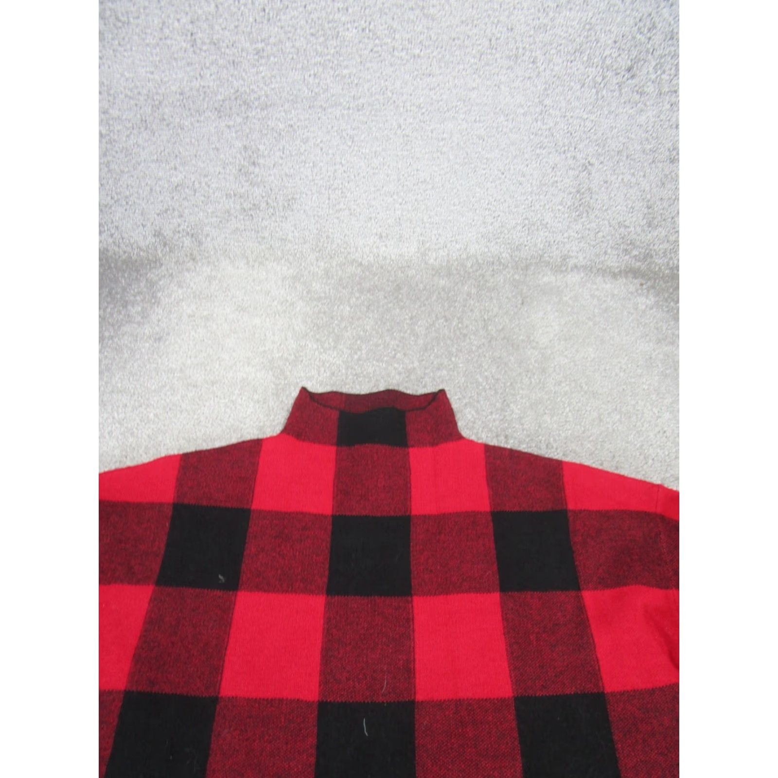 Tommy Bahama Tommy Bahama Sweater Womens Medium Red Plaid Turtle Neck Pullover Stretch Size M / US 6-8 / IT 42-44 - 2 Thumbnail