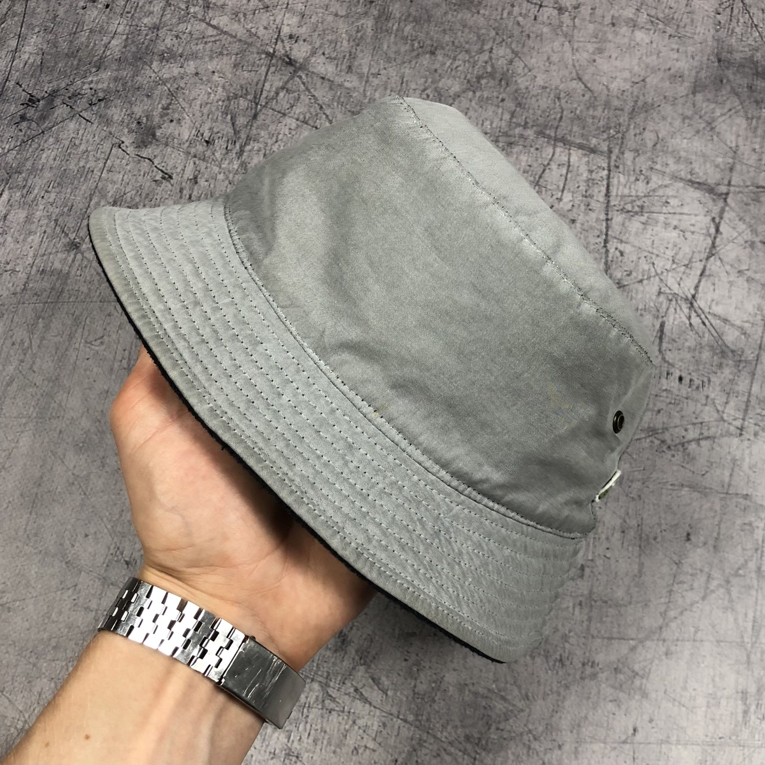 Lacoste Vintage Lacoste Bucket Hat Double-sided Size ONE SIZE - 8 Thumbnail