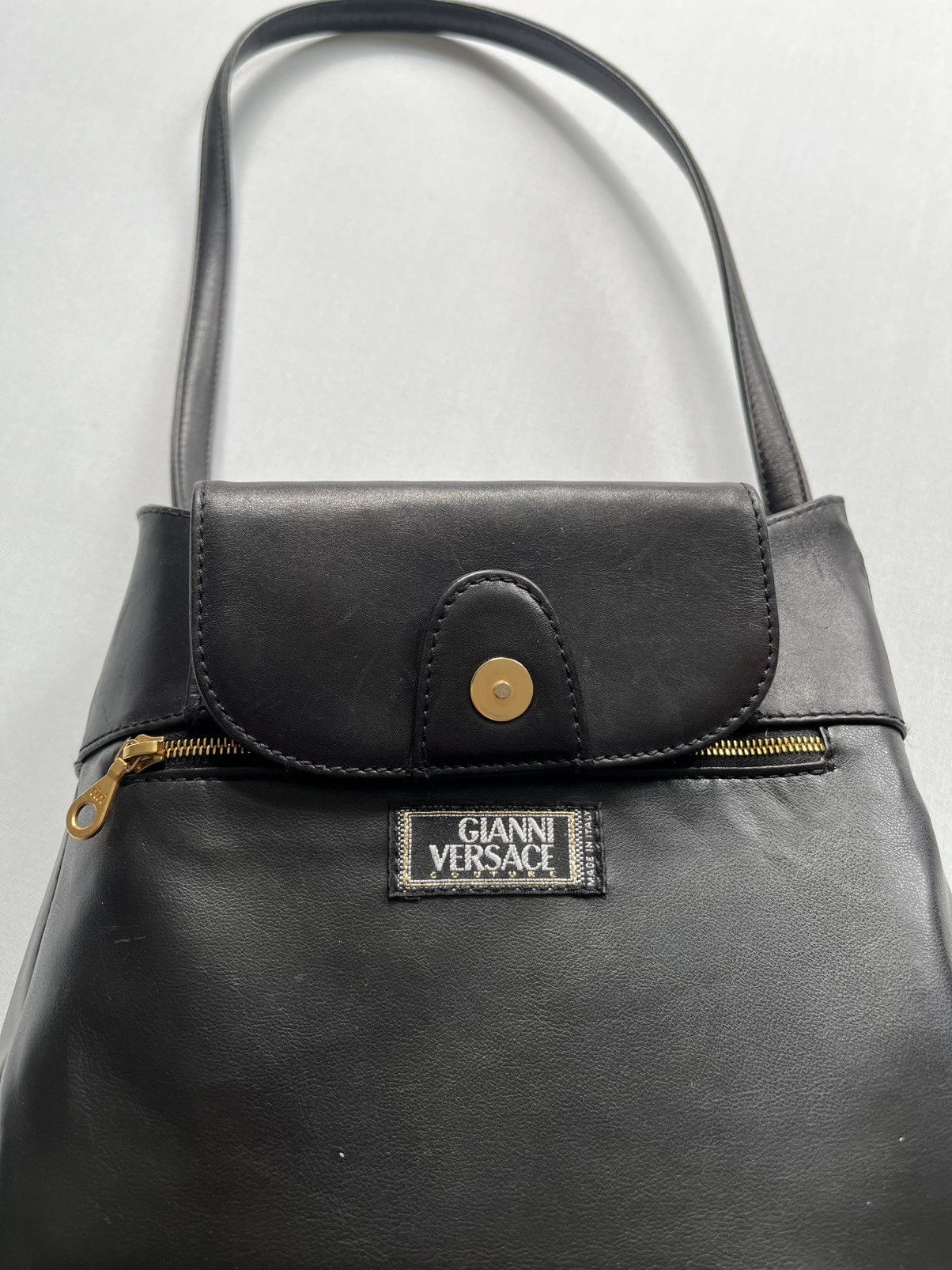 Versace Vintage Gianni Versace Couture Medusa Hobo Bag Black Leather Size ONE SIZE - 21 Thumbnail
