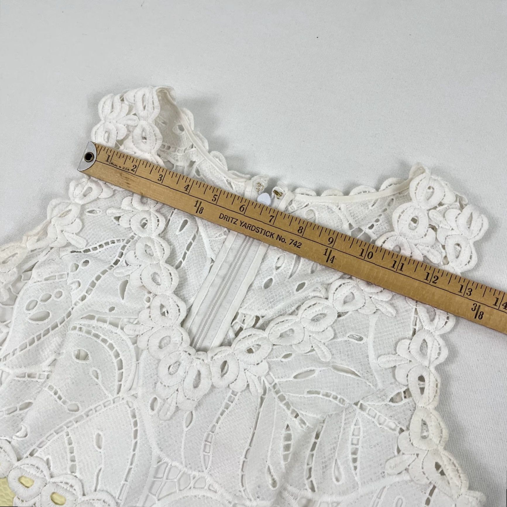 Lilly Pulitzer Lilly Pulitzer Sandi Shift Dress Womens Size 6 Yellow White Stretch Crochet Lace Size M / US 6-8 / IT 42-44 - 7 Thumbnail