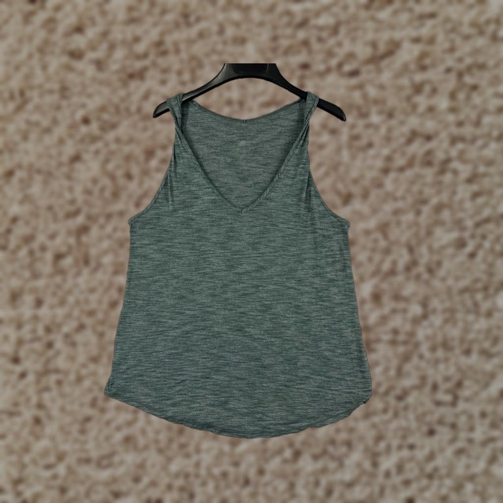 Lululemon Lululemon Shirt Women 6 Green Do The Twist Tank Yoga Luon Silverescent W1ATVS Size M / US 6-8 / IT 42-44 - 1 Thumbnail