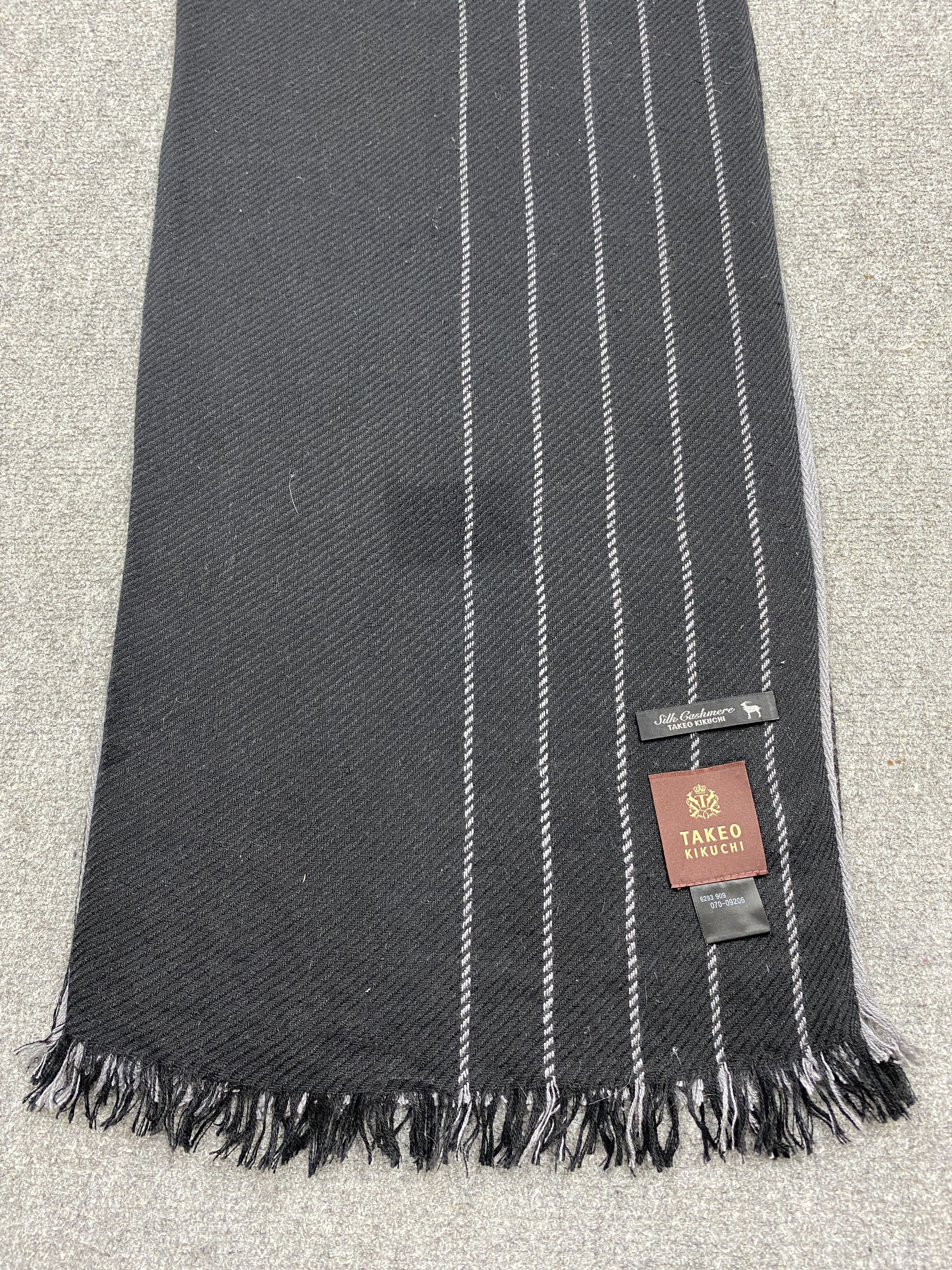 Japanese Brand Takeo Kikuchi Cashmere Scarf / Muffler / Neckwear SC0174 Size ONE SIZE - 9 Thumbnail