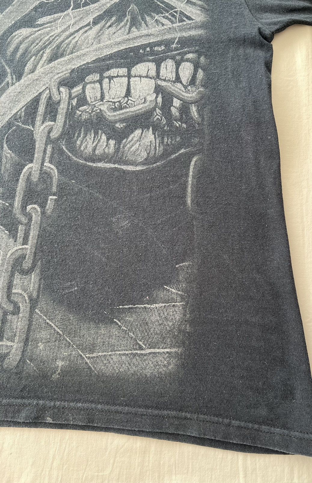 Band Tees Vintage 2008 Iron Maiden Eddie AOP Black T-shirt Size US XL / EU 56 / 4 - 10 Thumbnail