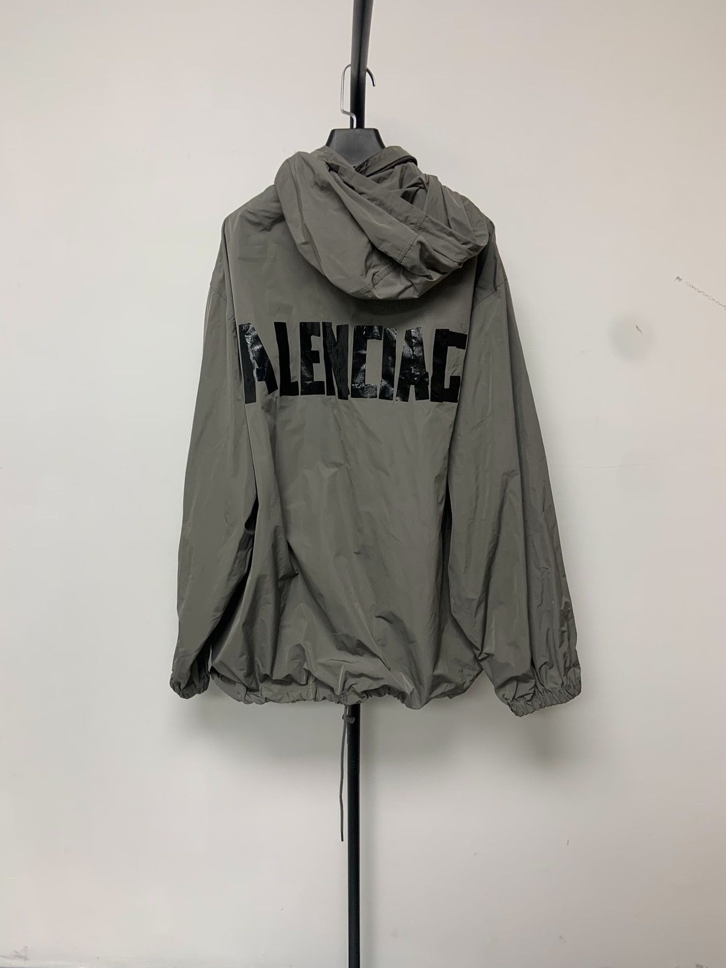 Balenciaga Balenciaga Logo Print Hooded Jacket Size US S / EU 44-46 / 1 - 1 Thumbnail