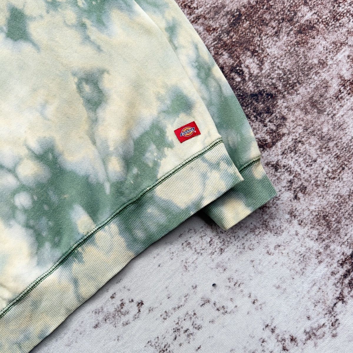 Dickies VINTAGE DICKIES EMBROIDERY SMALL LOGO ACID WASH SWEATSHIRT Size US XL / EU 56 / 4 - 6 Thumbnail