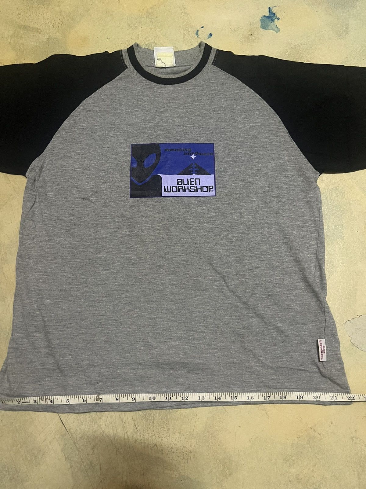 Alien Workshop × Vintage Vintage Alien Workshop Skateboard T-Shirts Size US L / EU 52-54 / 3 - 9 Thumbnail