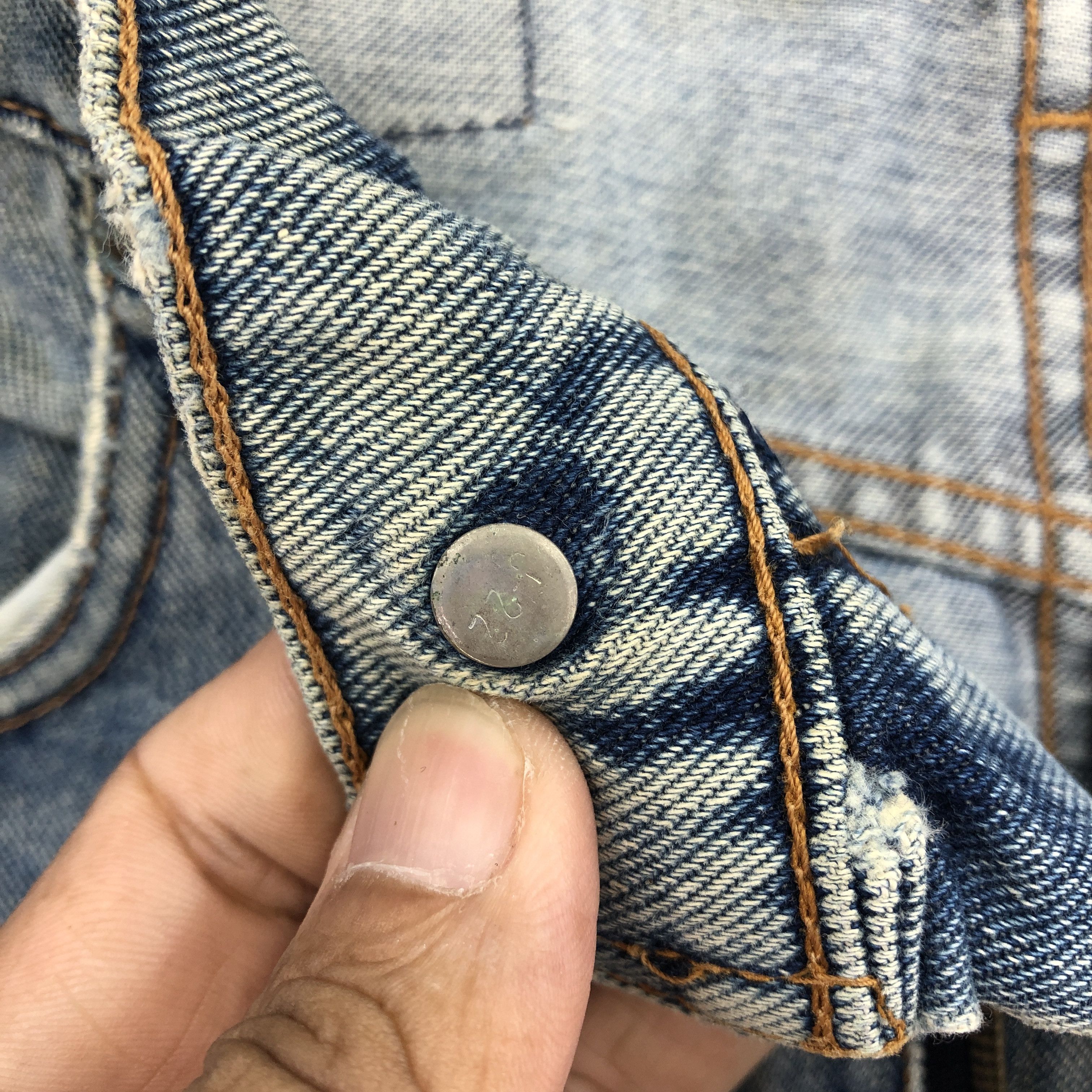 Levi's Vintage Levis Mud Stone Wash Jeans Distressed Levi's Denim Size 28" / US 6 / IT 42 - 7 Thumbnail