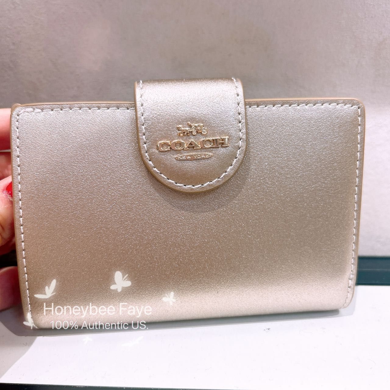 Coach Medium Corner Zip Wallet CW528 Size ONE SIZE - 1 Thumbnail