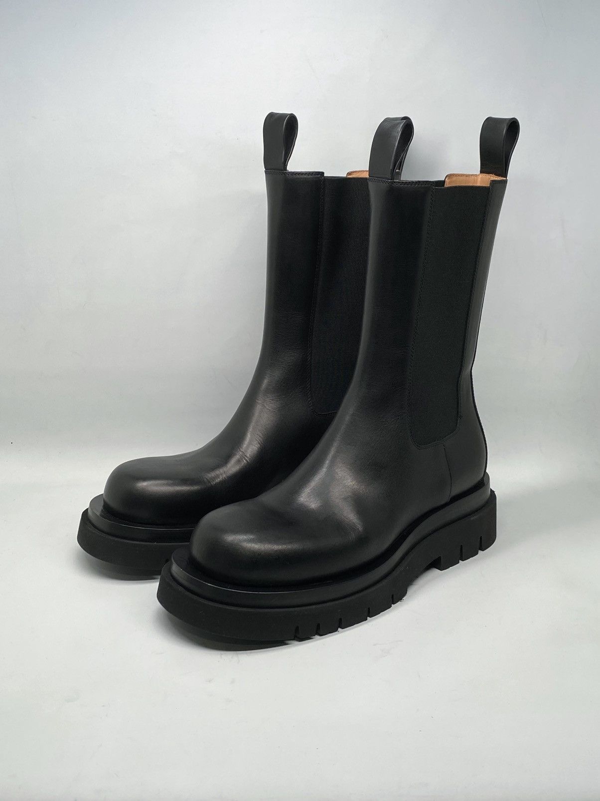 Bottega Veneta Bottega Veneta Lug Sole Leather Boots size 40 Size US 10 / IT 40 - 5 Thumbnail
