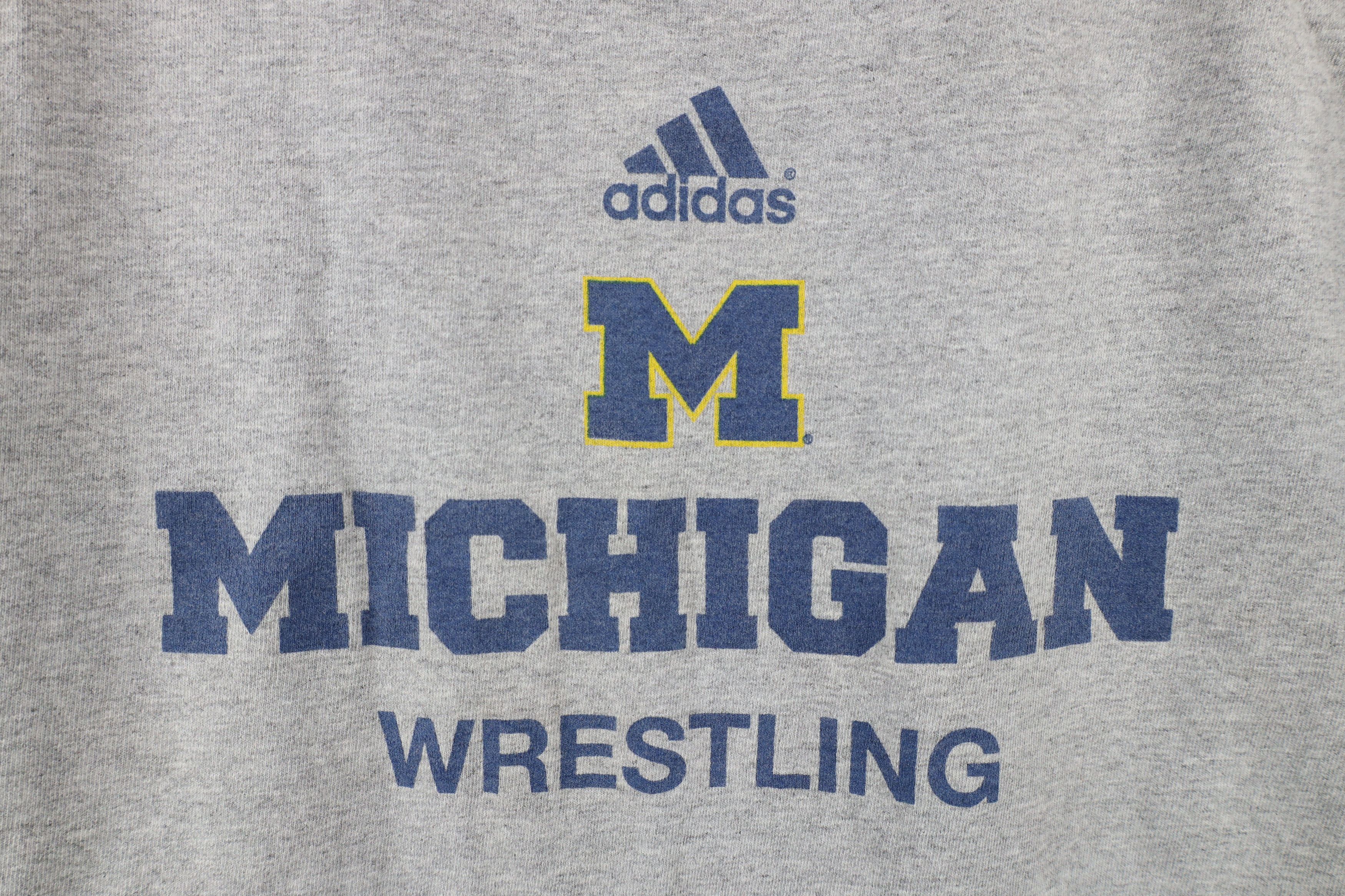 Adidas × Vintage Vintage Adidas University of Michigan Wrestling T-Shirt Gray Size US S / EU 44-46 / 1 - 4 Thumbnail