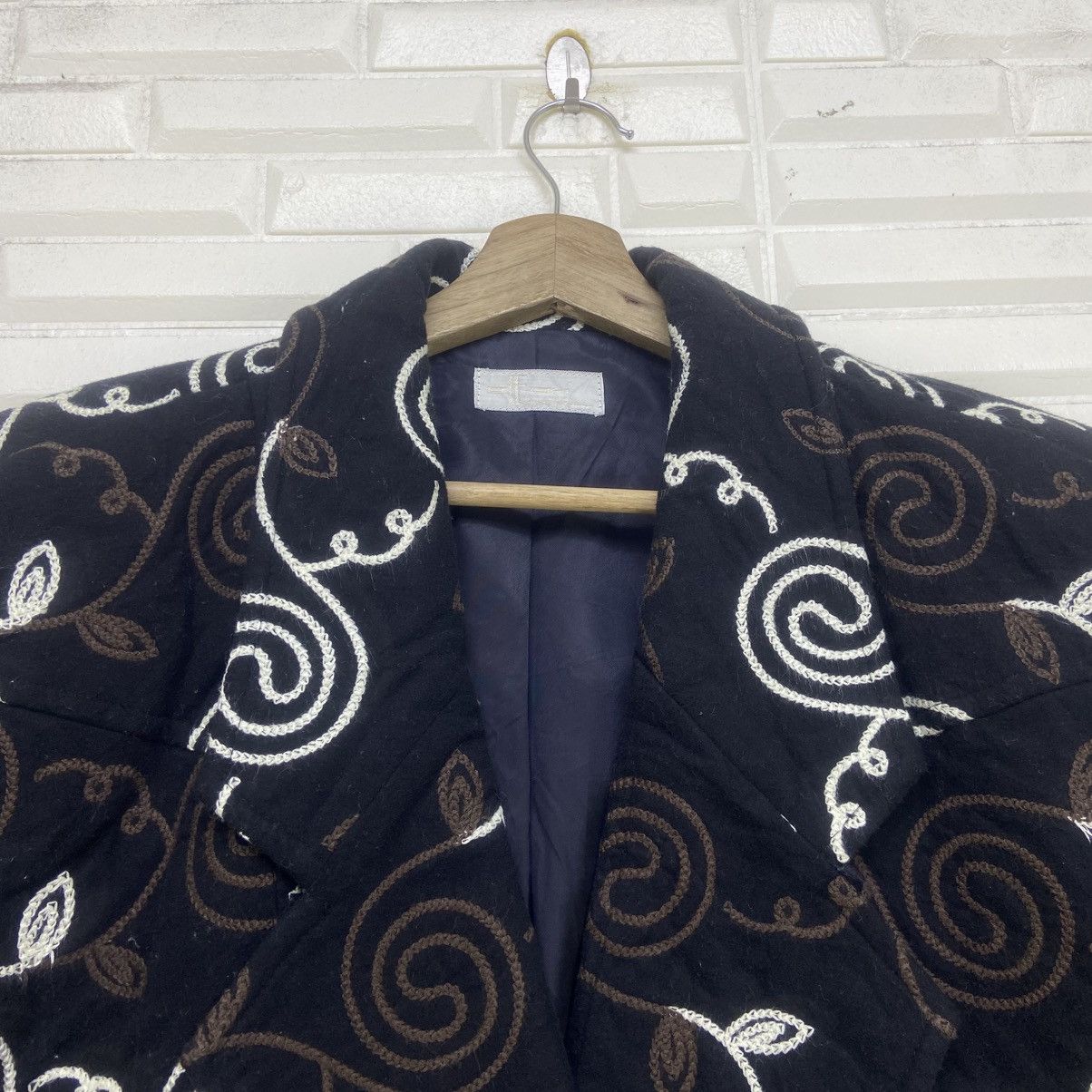 Japanese Brand 🔥Japanese Brand Flower Embroidery Loose Bomber Style Size M / US 6-8 / IT 42-44 - 13 Thumbnail