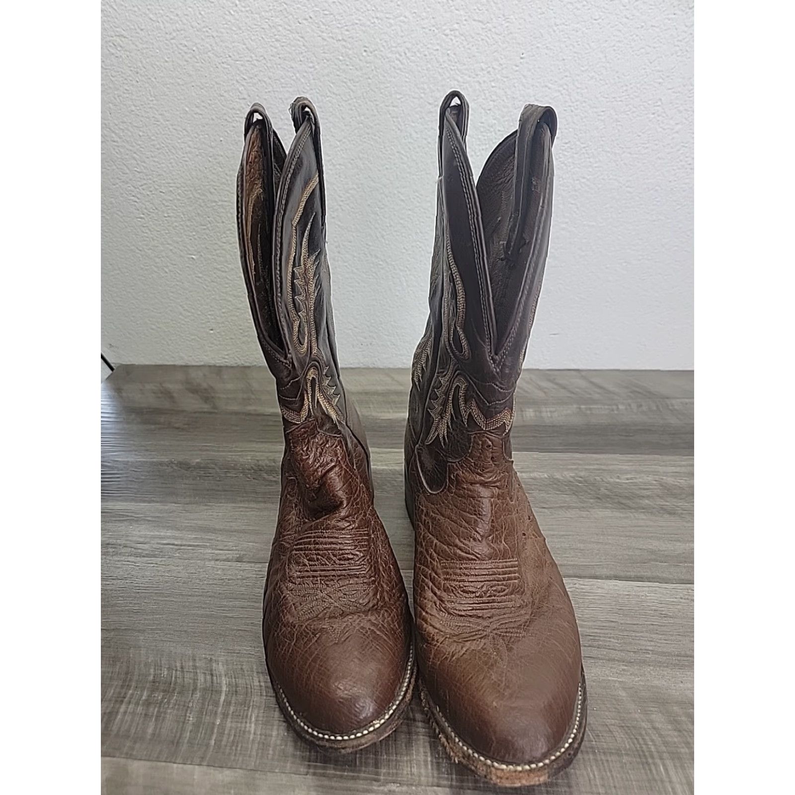 Tony Lama VINTAGE Tony Lama Cowboy Boots Mens 8.5 D CB2676 Brown Leather Western Made In U.S.A Mens Size US 9 / EU 42 - 6 Thumbnail
