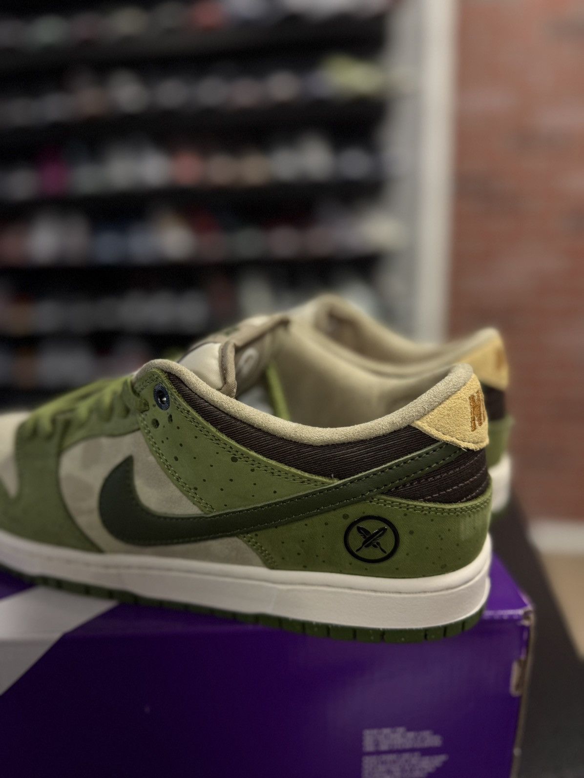 Nike Nike Dunk Low Yuto Horigome Matcha Size 9 (NEW) Size US 9 / EU 42 - 2 Thumbnail
