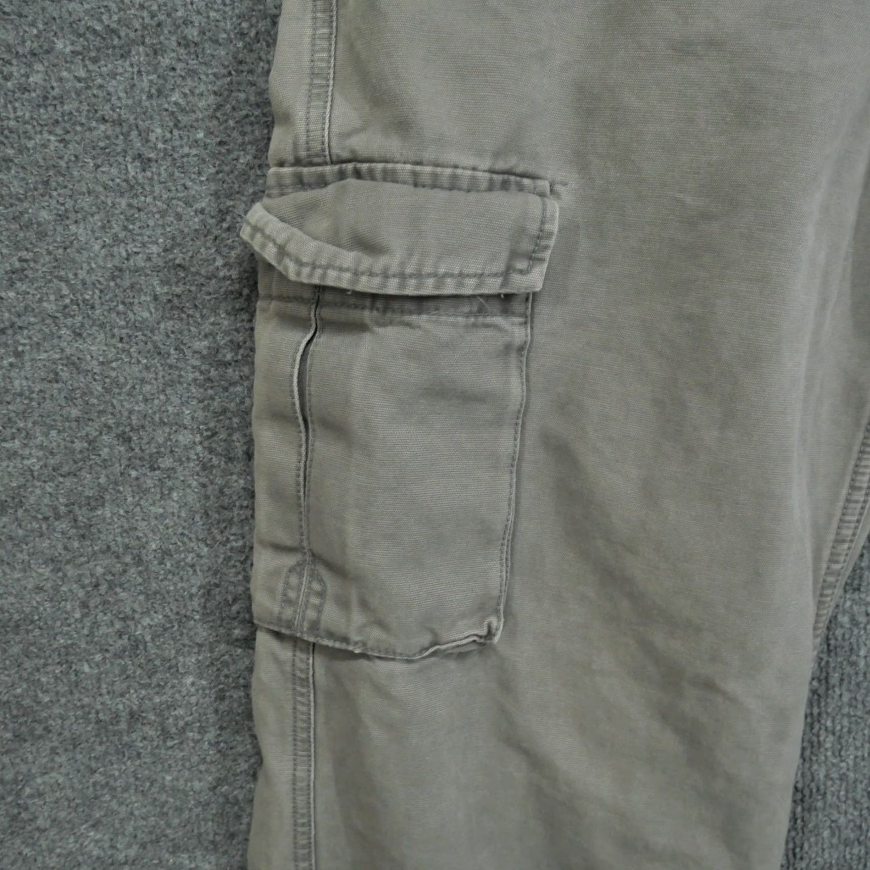 Old Navy Old Navy Mens Pants 33x30 Grey Cargo Wide Leg Size US 34 / EU 50 - 3 Thumbnail
