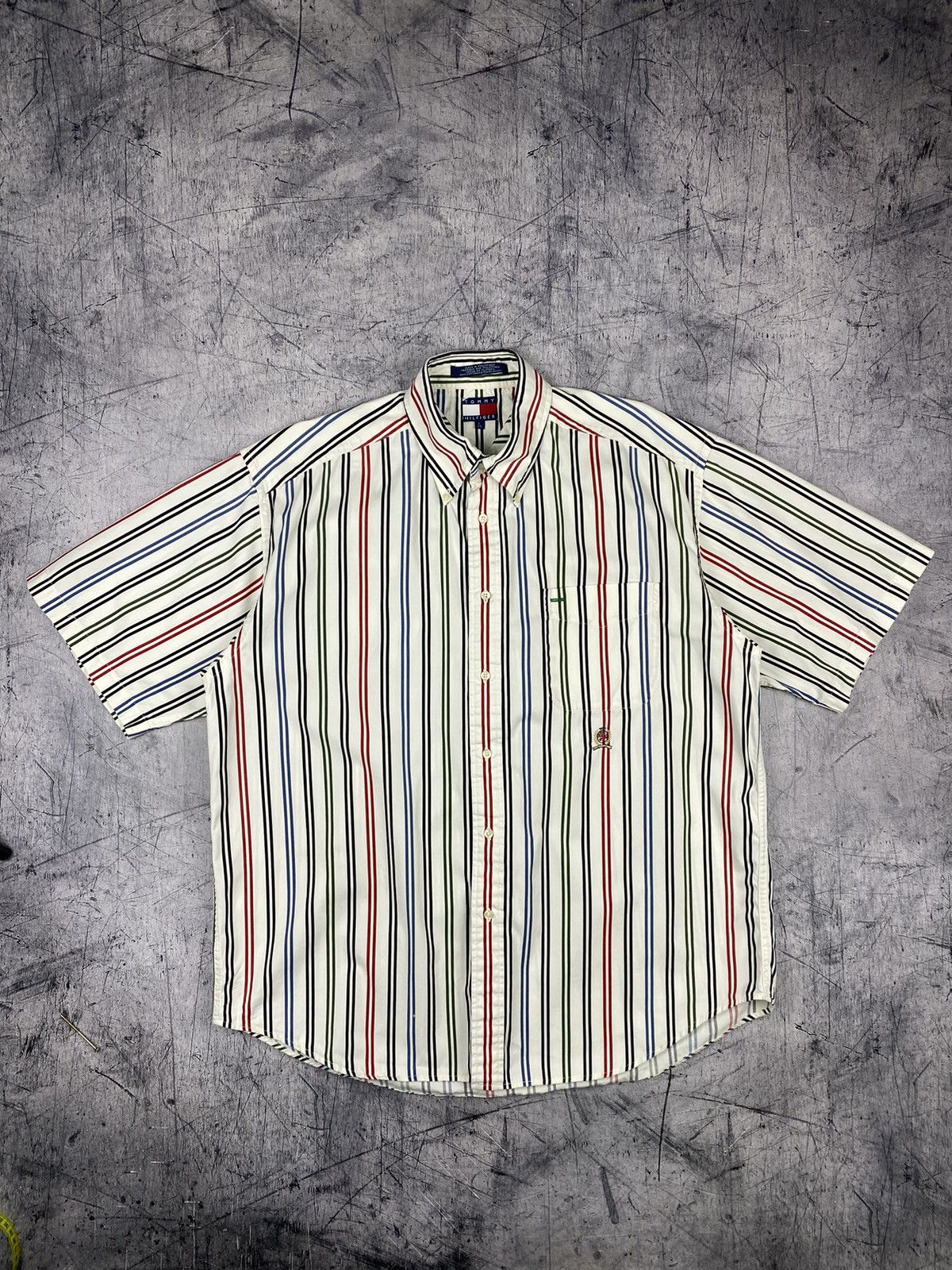 Tommy Hilfiger × Vintage Vintage Tommy Hilfiger Striped Button Up Short Sleeve Shirt Size US L / EU 52-54 / 3 - 2 Thumbnail
