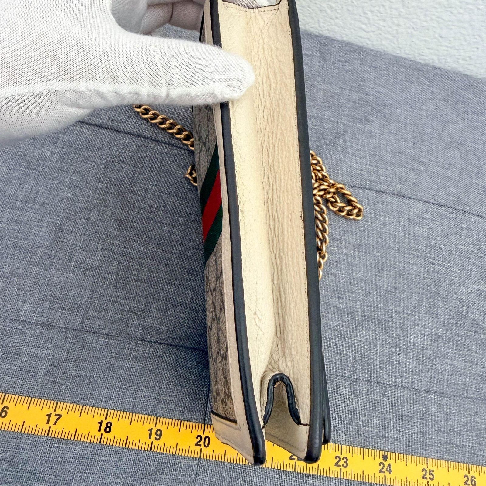Gucci Authentic Gucci Dionysus Bee GG Supreme Chain Shoulder Bag Size ONE SIZE - 6 Thumbnail