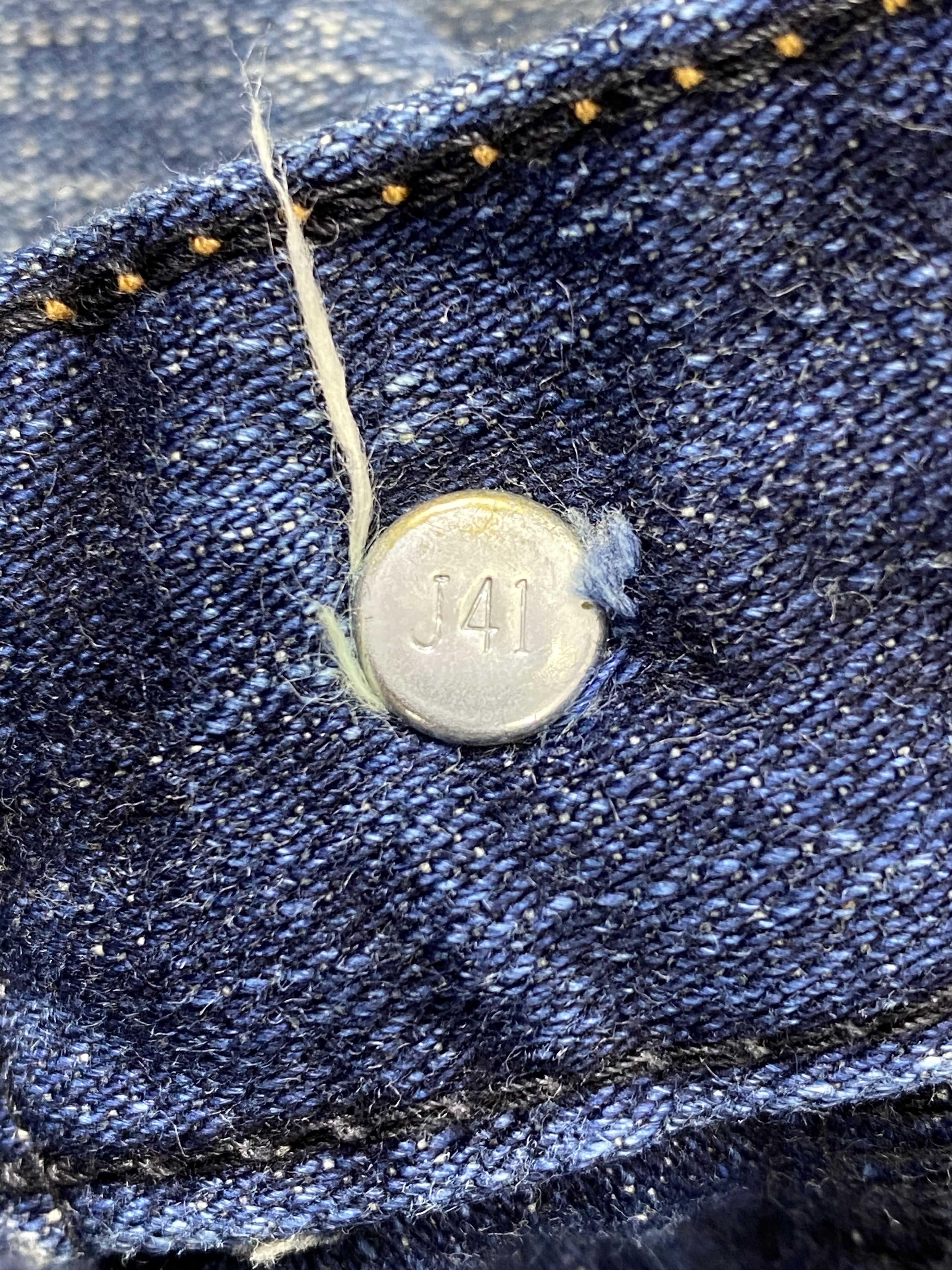 Levi's Distressed Blue Vintage Levi's 502 35x31.5 Denim -JN1988 Size US 35 - 7 Thumbnail