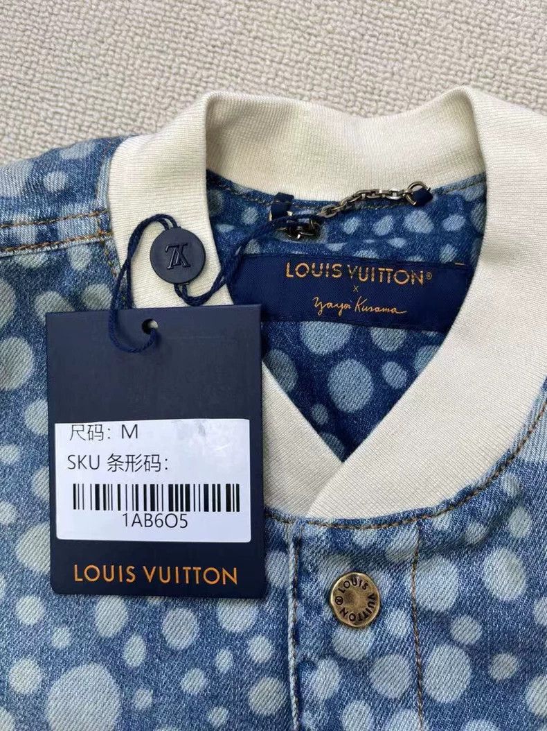 Louis Vuitton Louis Vuitton SS23 Polka-Dot Logo Print Short Sleeve Shirt Size US M / EU 48-50 / 2 - 4 Thumbnail