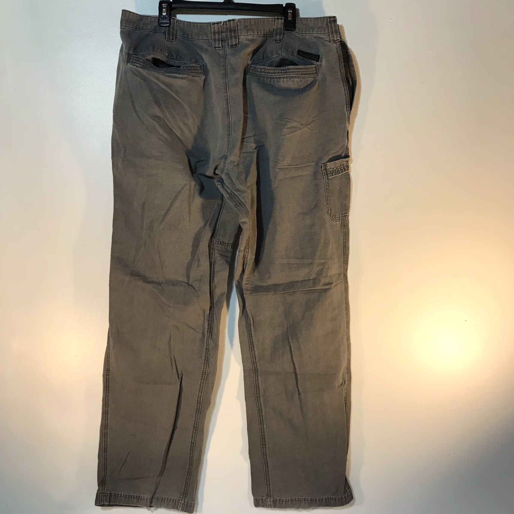 Vintage Columbia Sportswear Men’s Chino Pants Size 40X34 Gray Casual Workwear Breathable Cotton Size US 40 / EU 56 - 2 Thumbnail