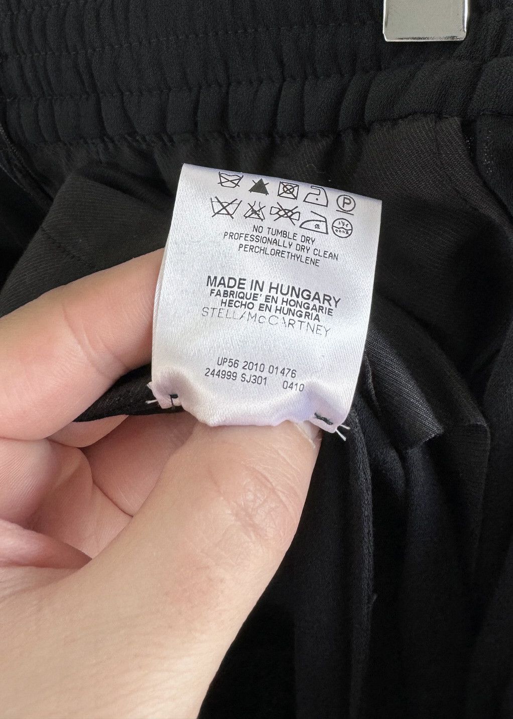 Stella McCartney Stella McCartney 2010 Classic Black Jogger Pants Size 30" / US 8 / IT 44 - 8 Thumbnail