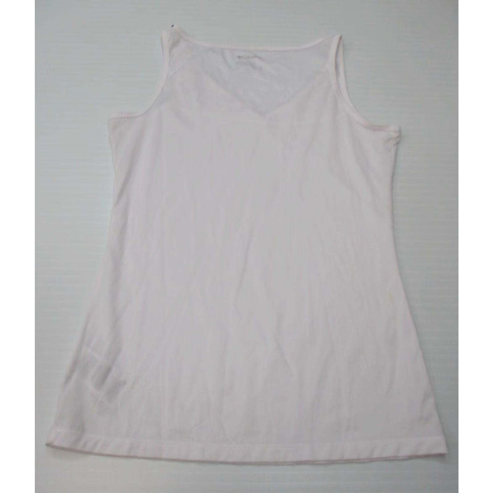 Essentials Columbia Womens Tank Top White V-Neck Activewear Size S Size S / US 4 / IT 40 - 4 Thumbnail