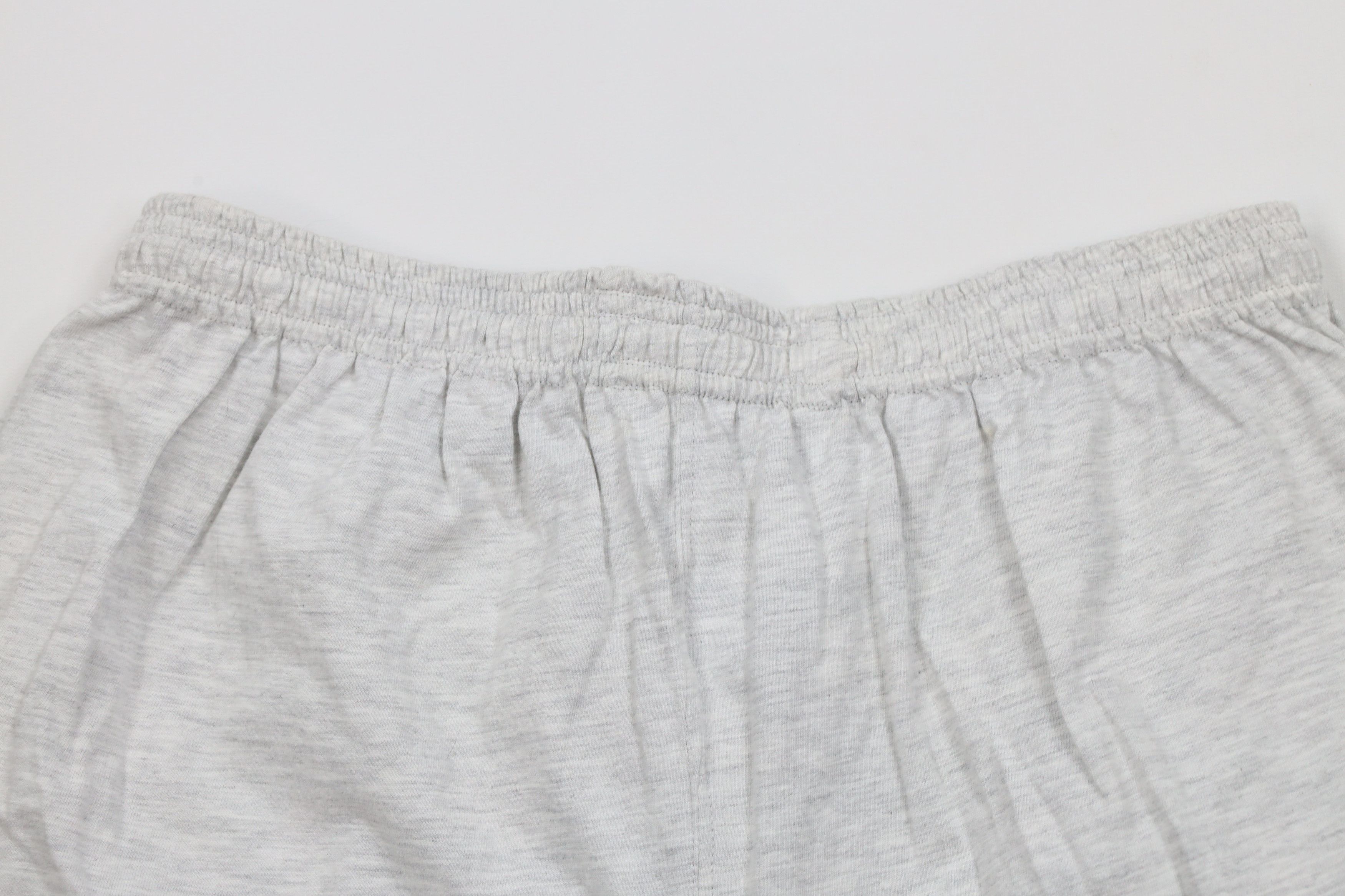 Russell Athletic × Vintage Vintage 90s Russell Athletic Browns Football Shorts Gray USA Size US 36 / EU 52 - 11 Thumbnail
