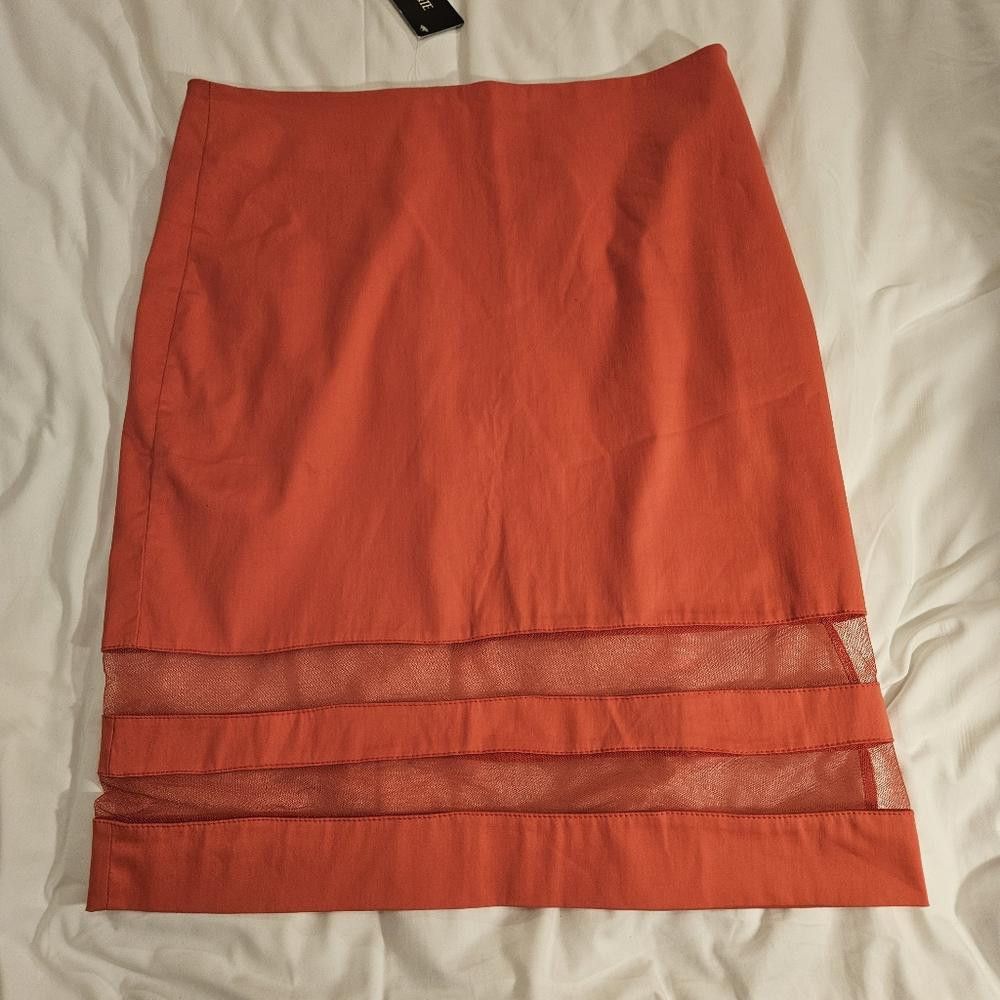 Designer BelloGante High-Waisted Coral Pencil Skirt with Sheer Strips Size 32" / US 10 / IT 46 - 2 Thumbnail