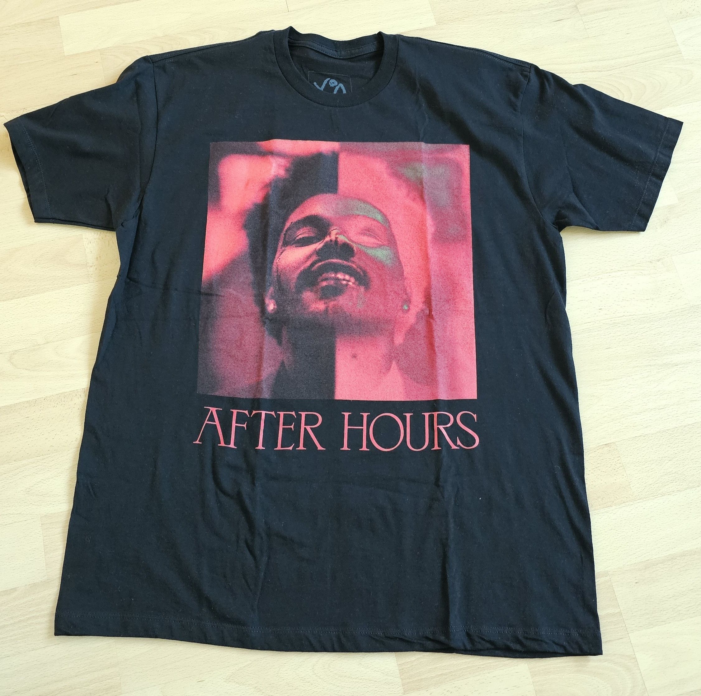 The Weeknd XO After Hours Deluxe Shirt, image size:2252x2237