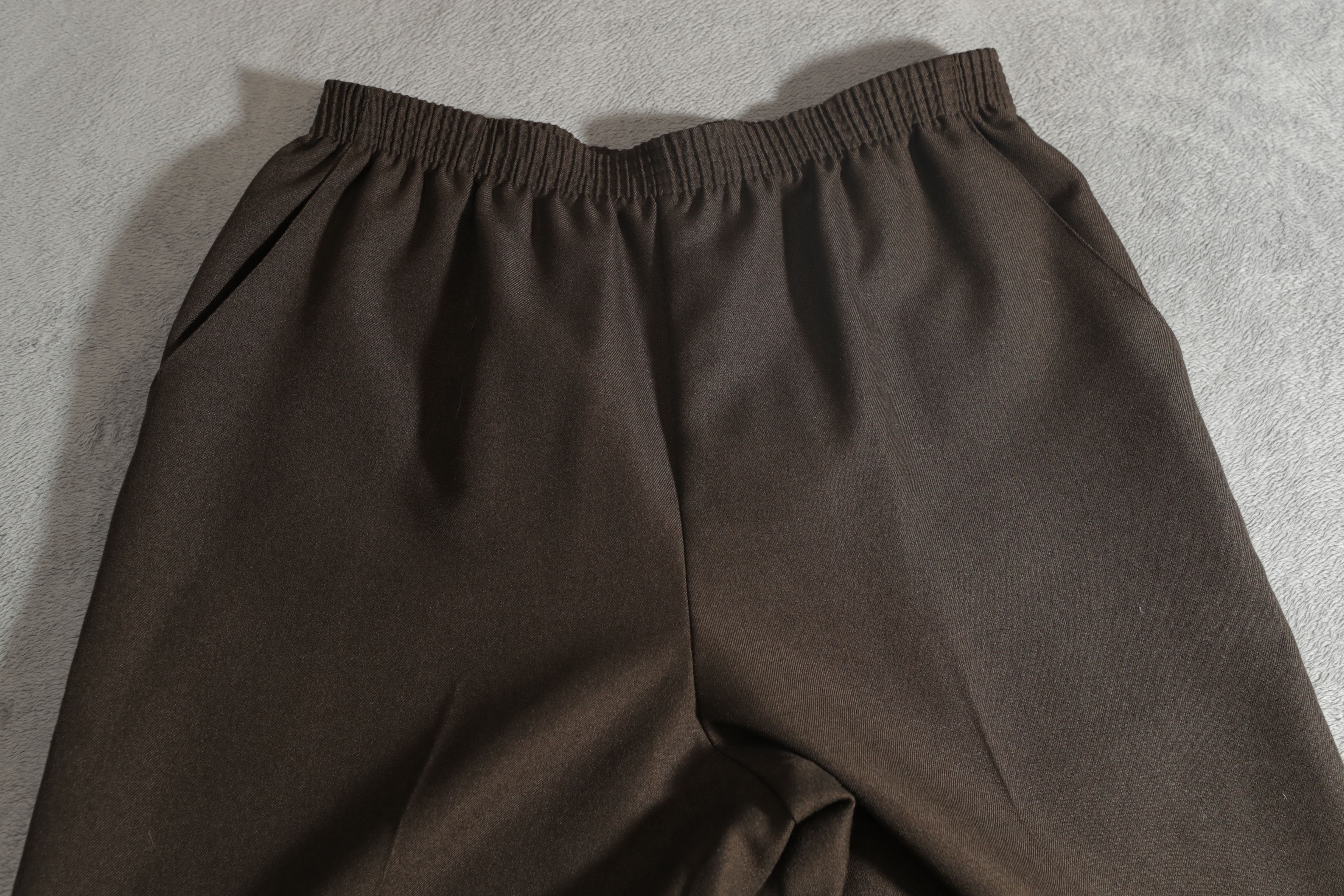 Vintage Briggs NY Brown Elastic Waistband Pleated Trousers (16) Size 38" / US 16 / IT 52 - 4 Thumbnail