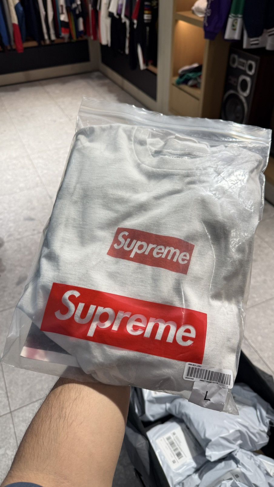 Maison Margiela × Supreme Supreme MM6 Maison Margiela White Box Logo Tee Size US L / EU 52-54 / 3 - 3 Thumbnail
